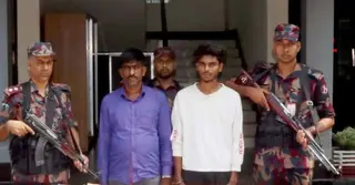 যশোর সীমান্তে বিজিবির অভিযানে ২ আসামিসহ মাদক ও চোরাচালান পণ্য আটক